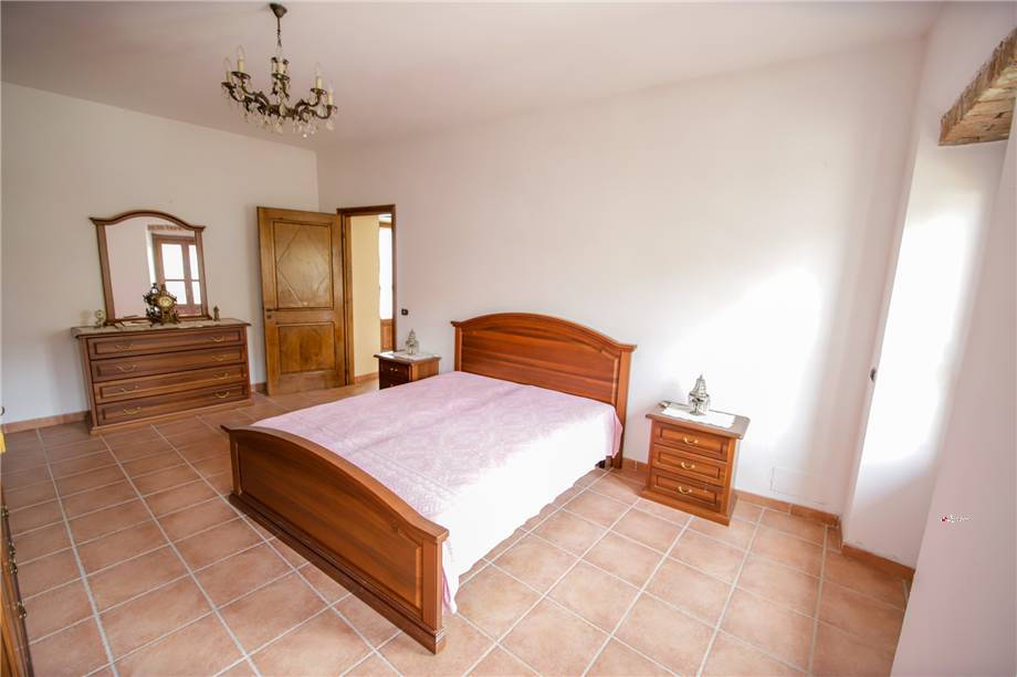 Venta Casa unifamiliar Lauriano  #17 n.25