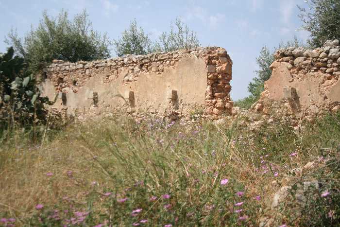 For sale Ruin Noto #32T n.4