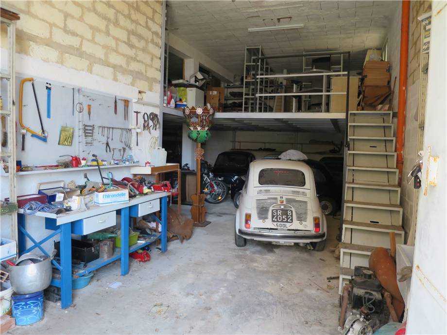 For sale Garage Noto #2G n.3